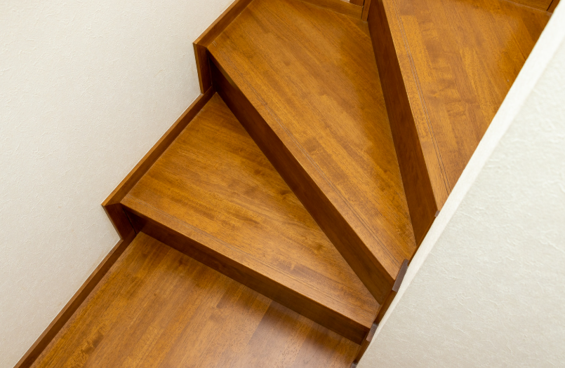 Quel bois choisir pour un escalier intérieur