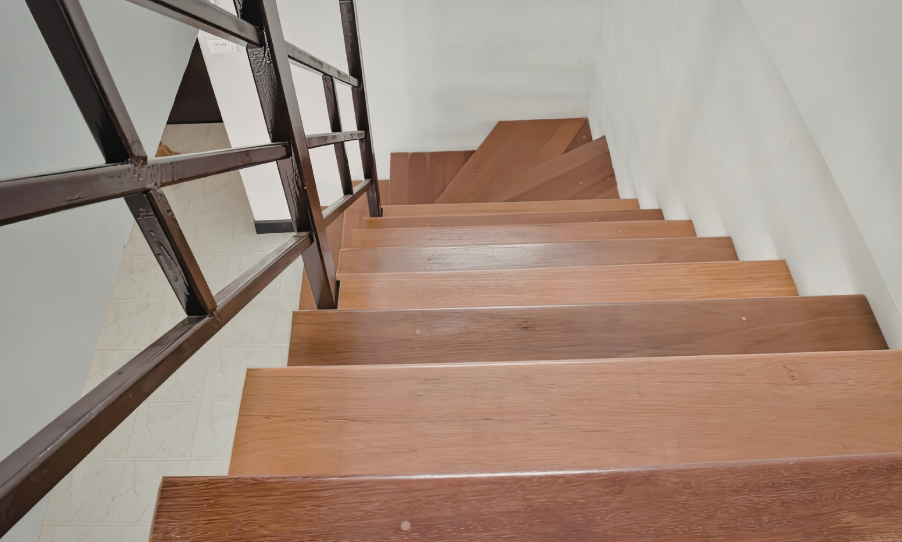 Comment supprimer les craquements d'un escalier en bois