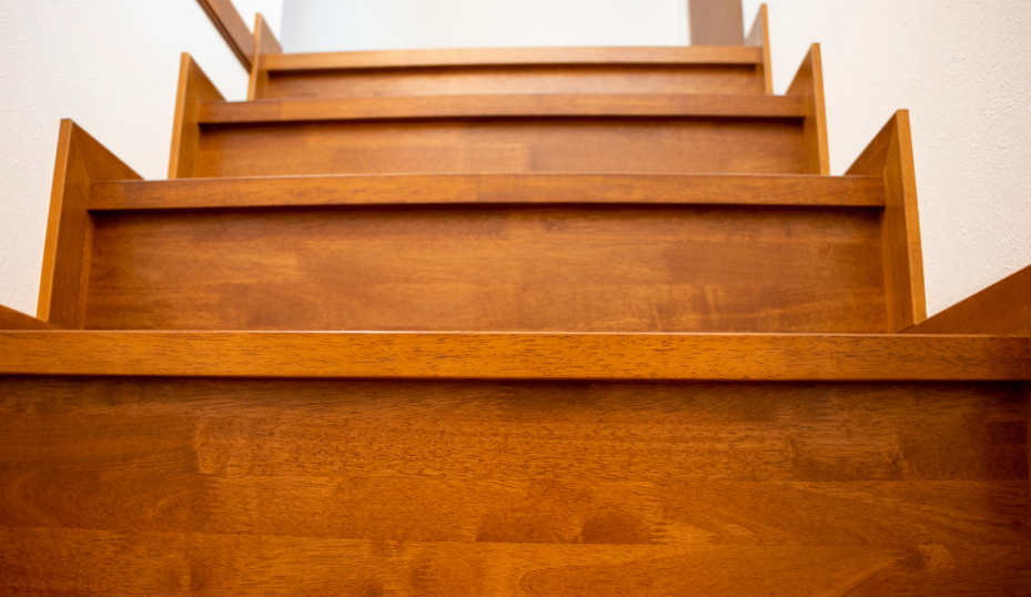 Comment supprimer les craquements d'un escalier en bois