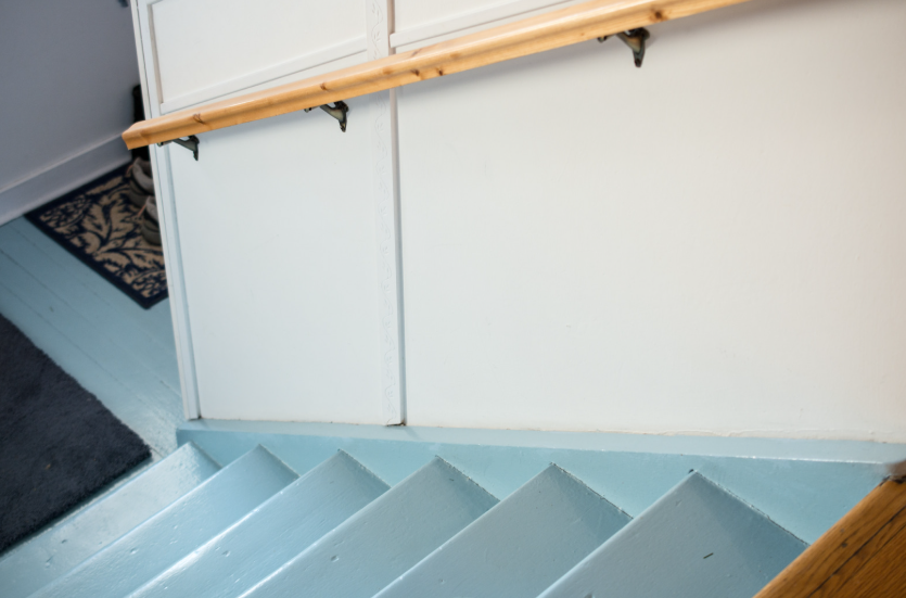 Quelle couleur peindre un escalier en bois