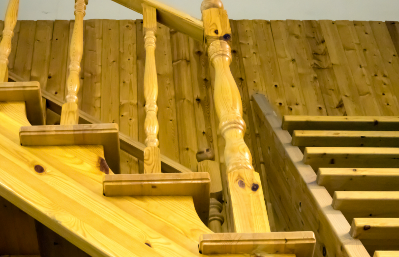bonne hauteur pour une rampe d'escalier